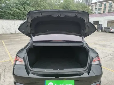 Hyundai Elantra 2021, 87500 км, за 51300 CNY - фото 19