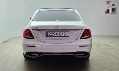 Mercedes-Benz E-Class 2019, 85998 км, за 26200000 KRW