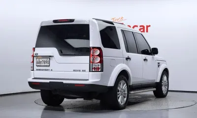 Land Rover Discovery 2012, 97946 км, за 16400000 KRW