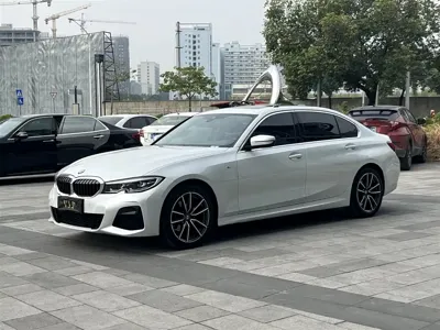 BMW 3 Series · 2022 год