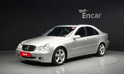 Mercedes-Benz C-Class 2004, 141660 км, за 4900000 KRW - фото 1