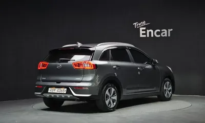 Kia Niro 2018, 102056 км, за 14000000 KRW - фото 2