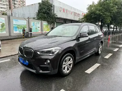 BMW X1 · 2016 год