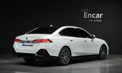 BMW 5-Series 2025, 11268 км, за 71800000 KRW - фото 2