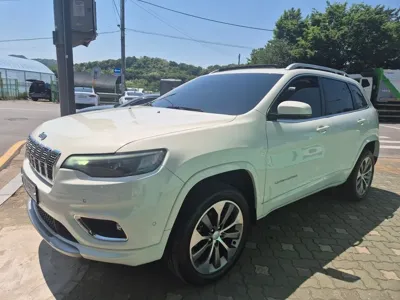 Jeep Cherokee 2019, 67000 км, за 15800000 KRW