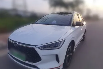 BYD e2 · 2019 год