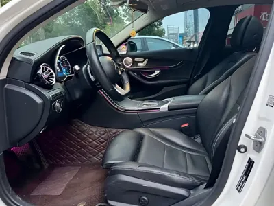 Mercedes-Benz C-Class 2019, 86000 км, за 116800 CNY