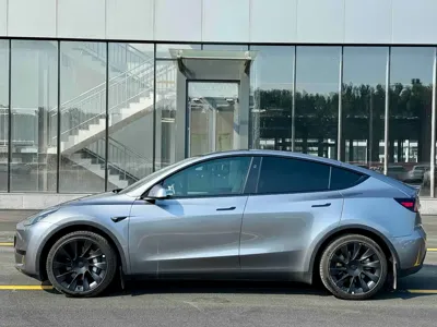 Tesla Model Y 2024, 43600 км, за 185799 CNY