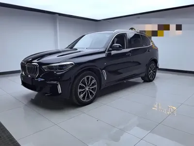 BMW X5 2023, 53500 км, за 345800 CNY