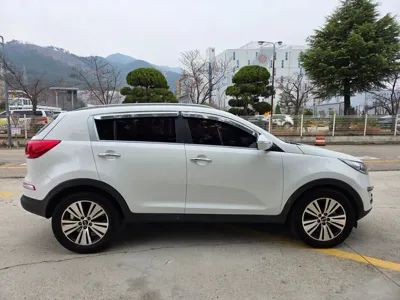 Kia Sportage 2014, 119393 км, за 8400000 KRW - фото 8