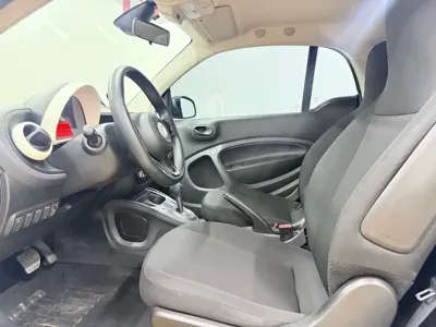 Smart Smart Fortwo 2017, 66200 км, за 39900 CNY - фото 19