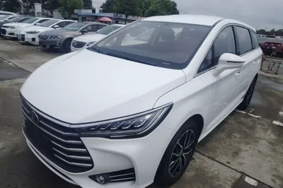 BYD Song Max · 2017 год