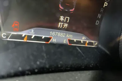 Jeep Cherokee 2014, 167900 км, за 35655.35 CNY - фото 9