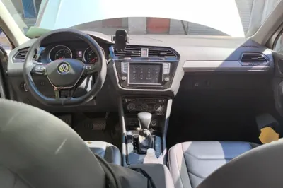 Volkswagen Tiguan L 2018, 78300 км, за 63656.18 CNY - фото 9