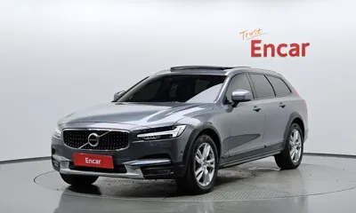 Volvo V90 · 2018 год
