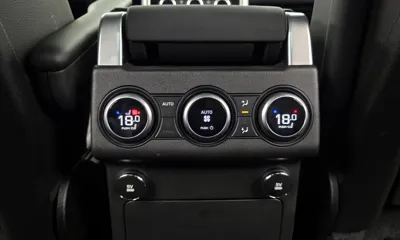 Land Rover Discovery 2018, 176135 км, за 18900000 KRW - фото 18