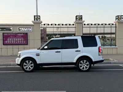 Land Rover Discovery 2013, 260000 км, за 142800 CNY