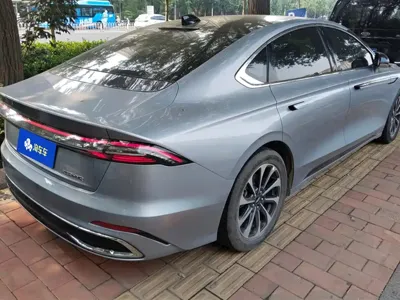 Lincoln Z 2023, 62800 км, за 109800 CNY
