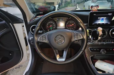 Mercedes-Benz C-Class 2017, 62400 км, за 94083.89 CNY - фото 10