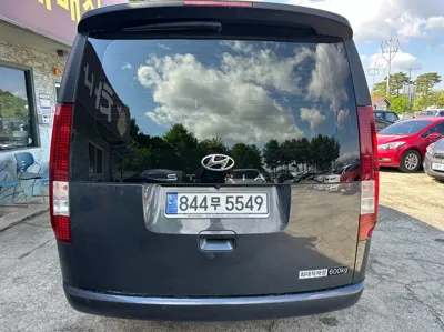 Hyundai Staria 2023, 19176 км, за 26800000 KRW