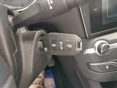Peugeot 408 2017, 73700 км, за 46300 CNY - фото 9