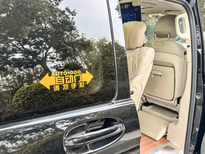 Mercedes-Benz V-Class 2021, 89000 км, за 220000 CNY - фото 36