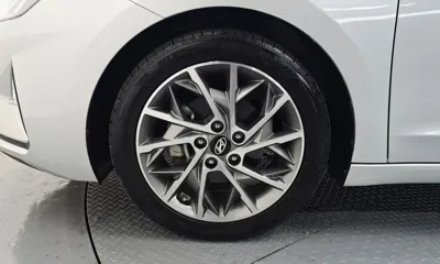 Hyundai Avante 2019, 39813 км, за 10600000 KRW - фото 5