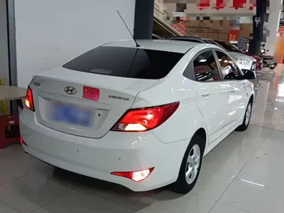 Hyundai Verna 2015, 75500 км, за 14400 CNY - фото 7
