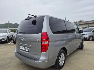 Hyundai Starex 2013, 118860 км, за 7300000 KRW