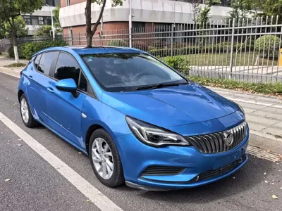 Buick Verano 2017, 80000 км, за 29900 CNY