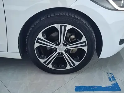 Hyundai Elantra 2018, 64000 км, за 37900 CNY - фото 6
