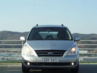 Kia Canival · 2008 год