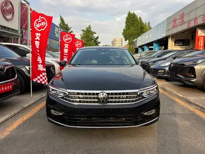 Volkswagen Magotan 2023, 61000 км, за 119000 CNY