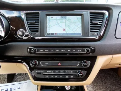 Kia Canival 2020, 51293 км, за 18000000 KRW - фото 13