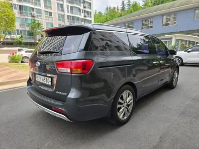 Kia Canival 2017, 171500 км, за 12500000 KRW
