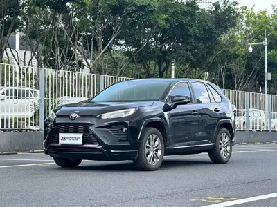 Toyota Wildlander 2024, 15000 км, за 111000 CNY - фото 1