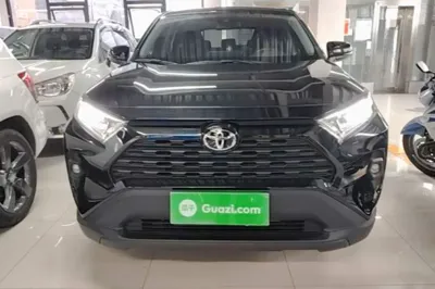 Toyota RAV4 2024, 8100 км, за 130820.12 CNY