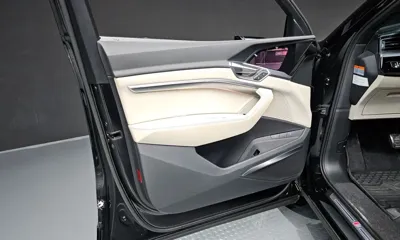 Audi e-tron 2022, 72262 км, за 48500000 KRW - фото 24