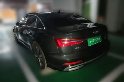 Audi A6L 2024, 13600 км, за 344609.46 CNY