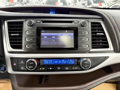 Toyota Highlander 2017, 60000 км, за 99800 CNY - фото 17