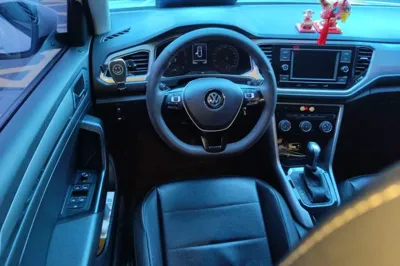 Volkswagen T-Roc 2019, 67800 км, за 54051.6 CNY - фото 10