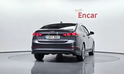 Hyundai Avante 2018, 162302 км, за 7400000 KRW