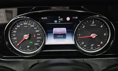 Mercedes-Benz E-Class 2018, 139254 км, за 20900000 KRW - фото 8
