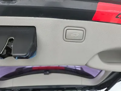 Kia Canival 2016, 50313 км, за 15900000 KRW - фото 10