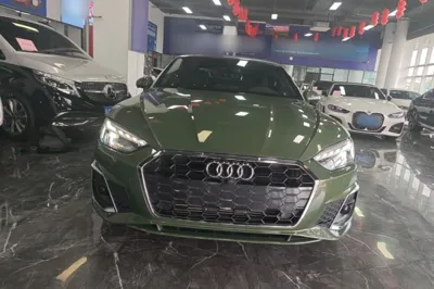 Audi A5 2023, 31900 км, за 220804.84 CNY