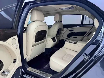 Bentley Mulsanne 2014, 115000 км, за 698000 CNY - фото 23