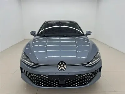 Volkswagen Lamando 2023, 41000 км, за 118800 CNY