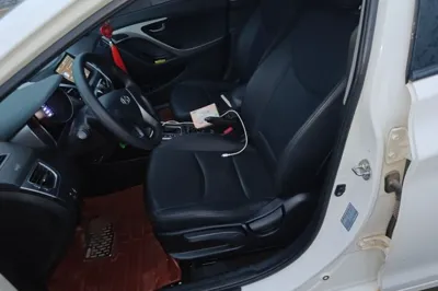 Hyundai Elantra (5th Generation 2015, 108600 км, за 28306.74 CNY - фото 16