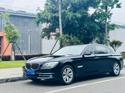 BMW 7 Series · 2014 год