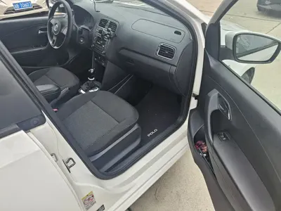 Volkswagen Polo 2013, 80000 км, за 17500 CNY - фото 11